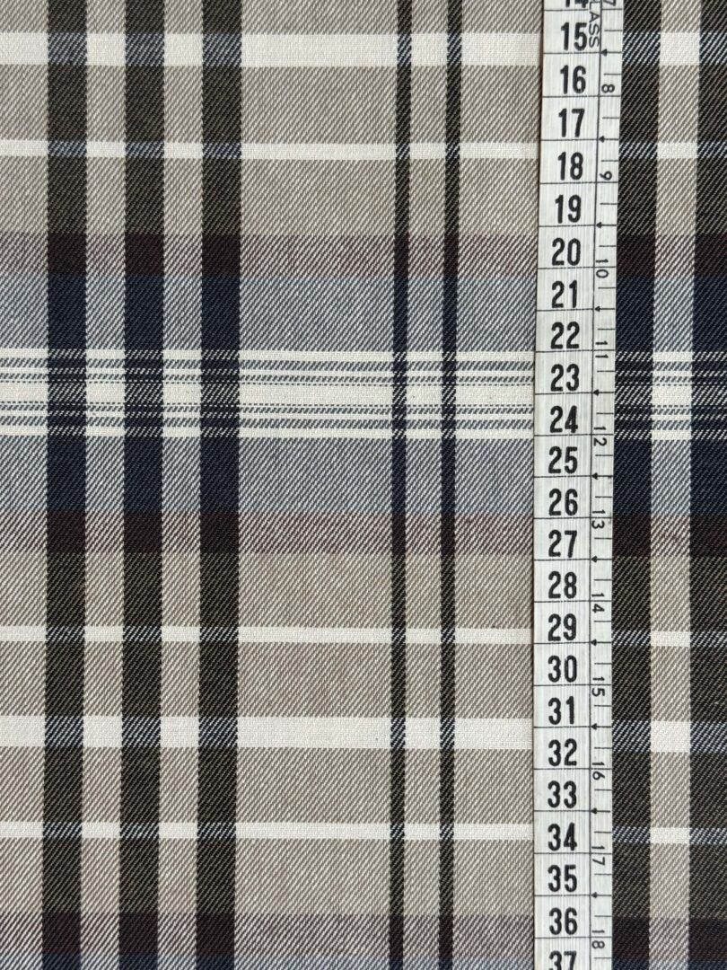 TECIDO ROMA XADREZ - DES 6 - VARIANTE 4 4 TECIDO ROMA XADREZ - DES 6 - VARIANTE 4 - Imagem 4