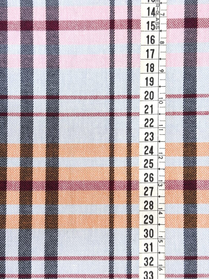 TECIDO ROMA XADREZ - DES 2 - VARIANTE 5 4 TECIDO ROMA XADREZ - DES 2 - VARIANTE 5 - Imagem 4